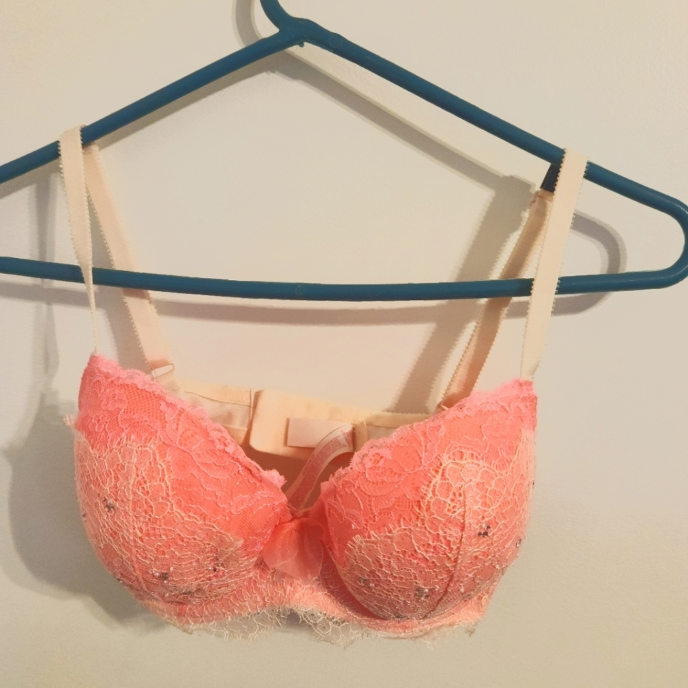 PINK Victoria Secret push-up bra